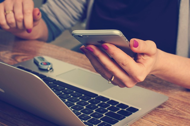 What Services Do Accountants Provide to Small Businesses?